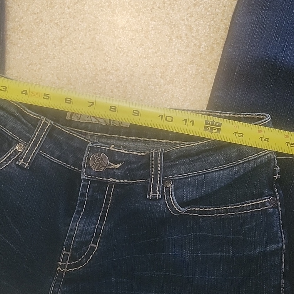 BKE Kate Boot Cut Jeans Size 28x31 EUC - Picture 3 of 15